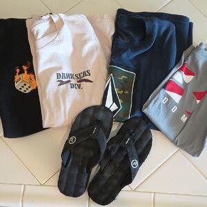 Graphic T-Shirts and Black Sandals Set